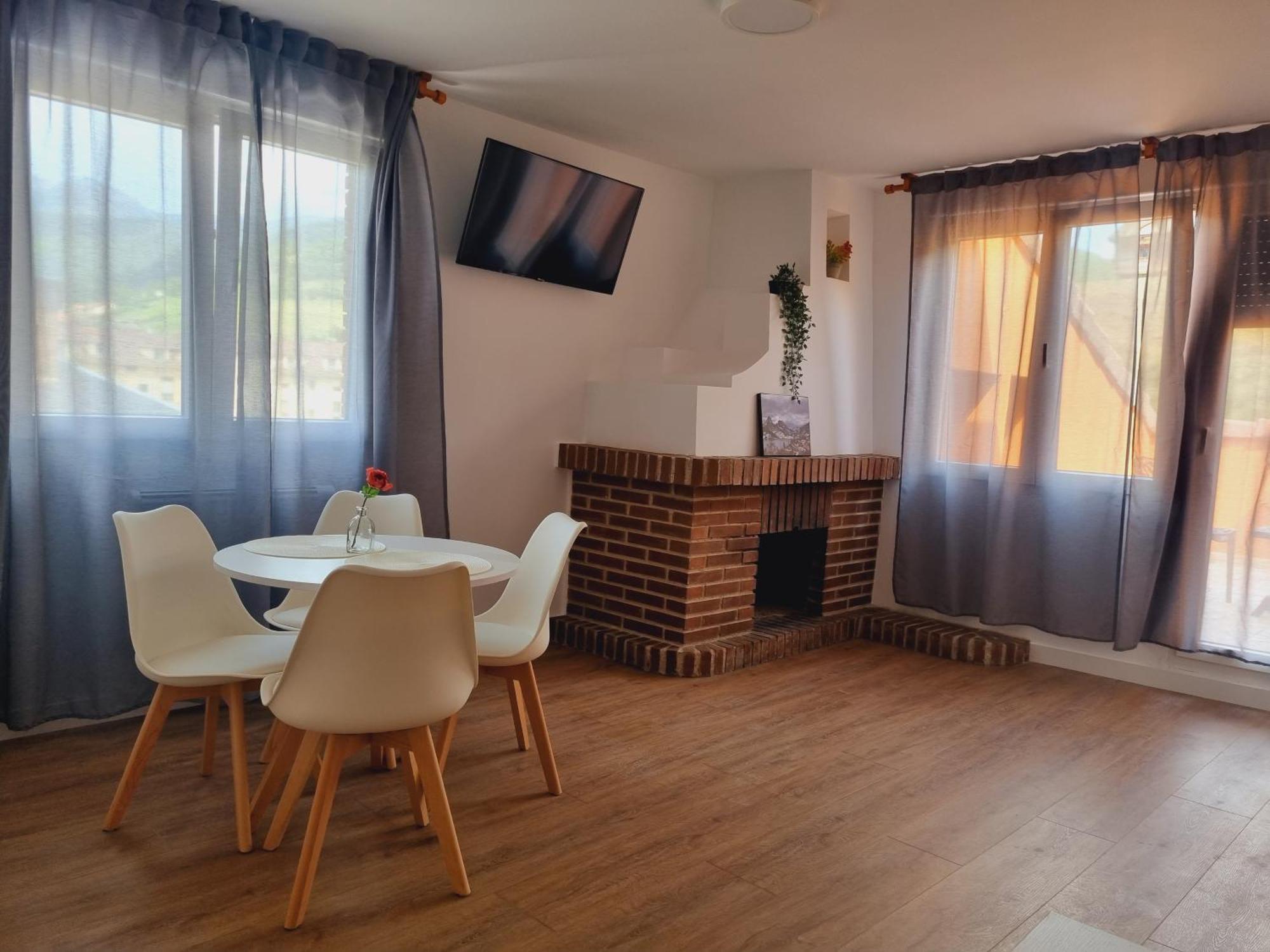 Maile Apartamentos Potes Room photo